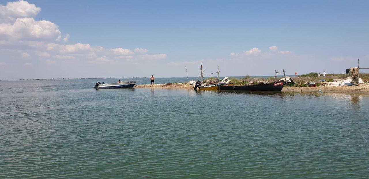 Kambodzha Na Dynae Villa Vylkove Buitenkant foto