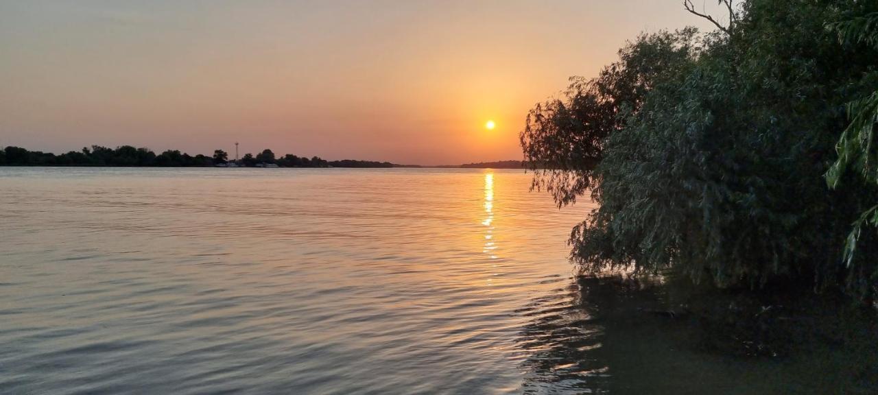 Kambodzha Na Dynae Villa Vylkove Buitenkant foto